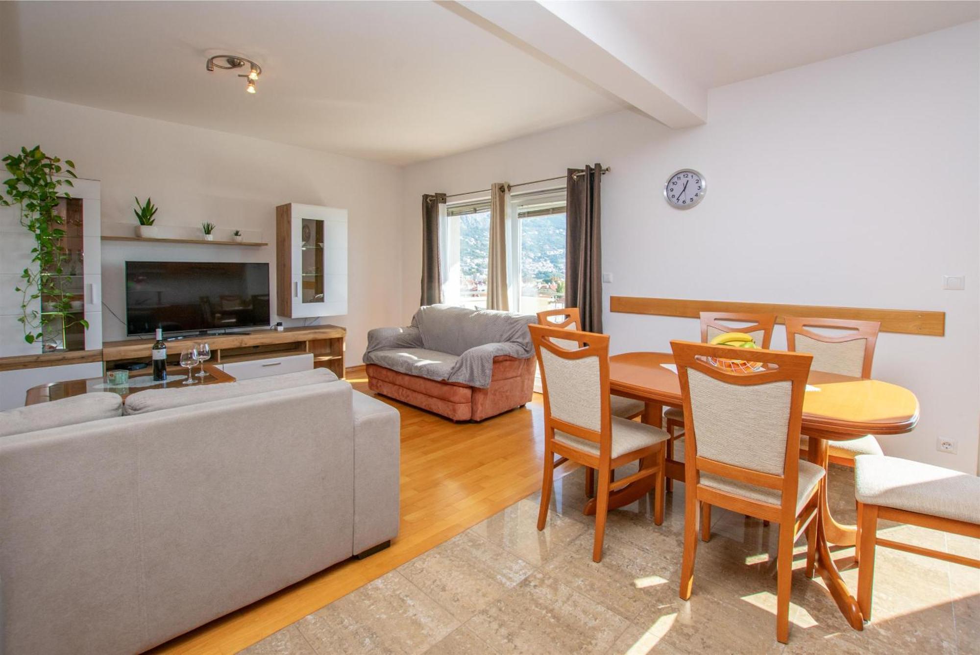 Apartment Zdravko Omis Ngoại thất bức ảnh