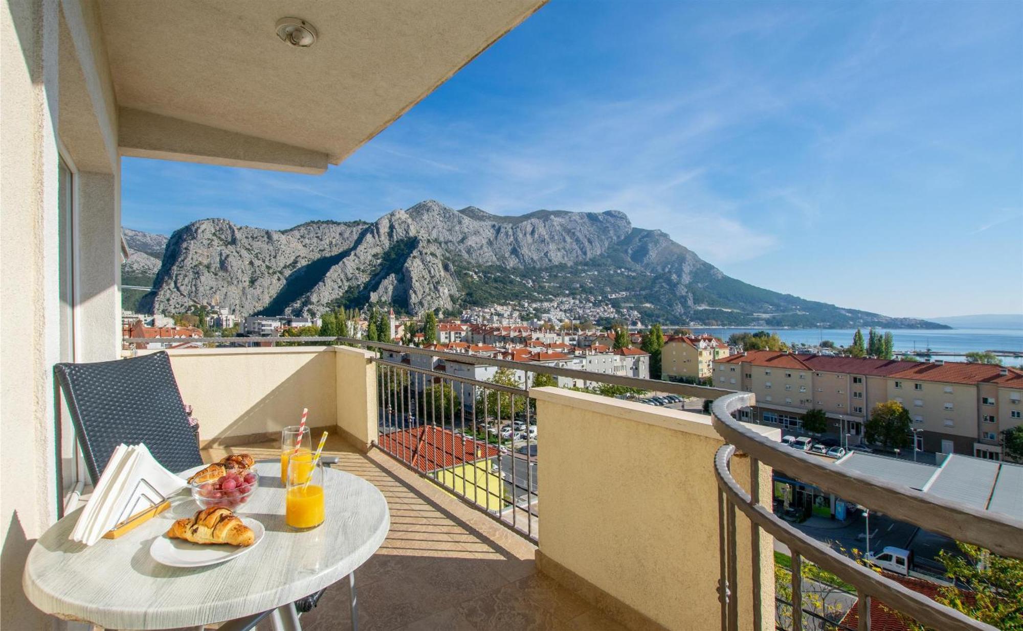 Apartment Zdravko Omis Ngoại thất bức ảnh